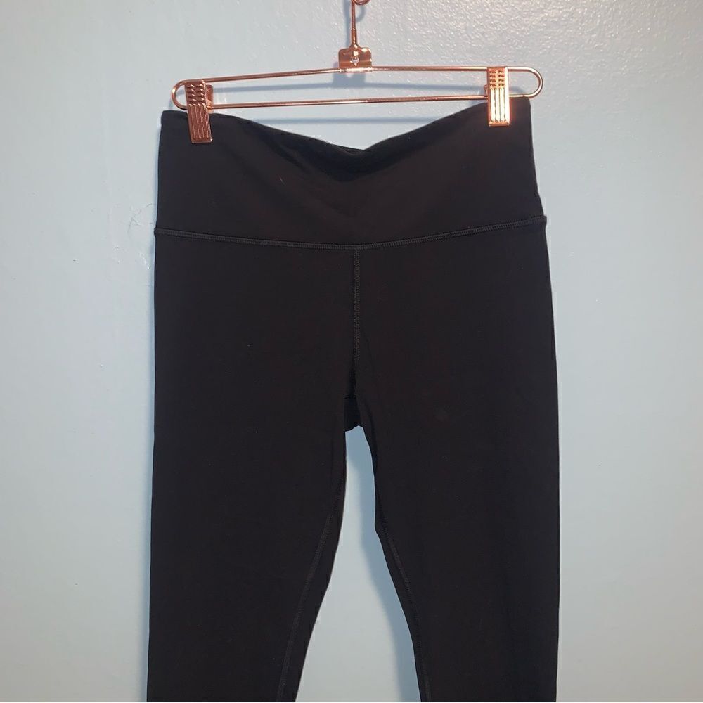 Athleta Elation Capri leggings Small - Picture 5 of 7